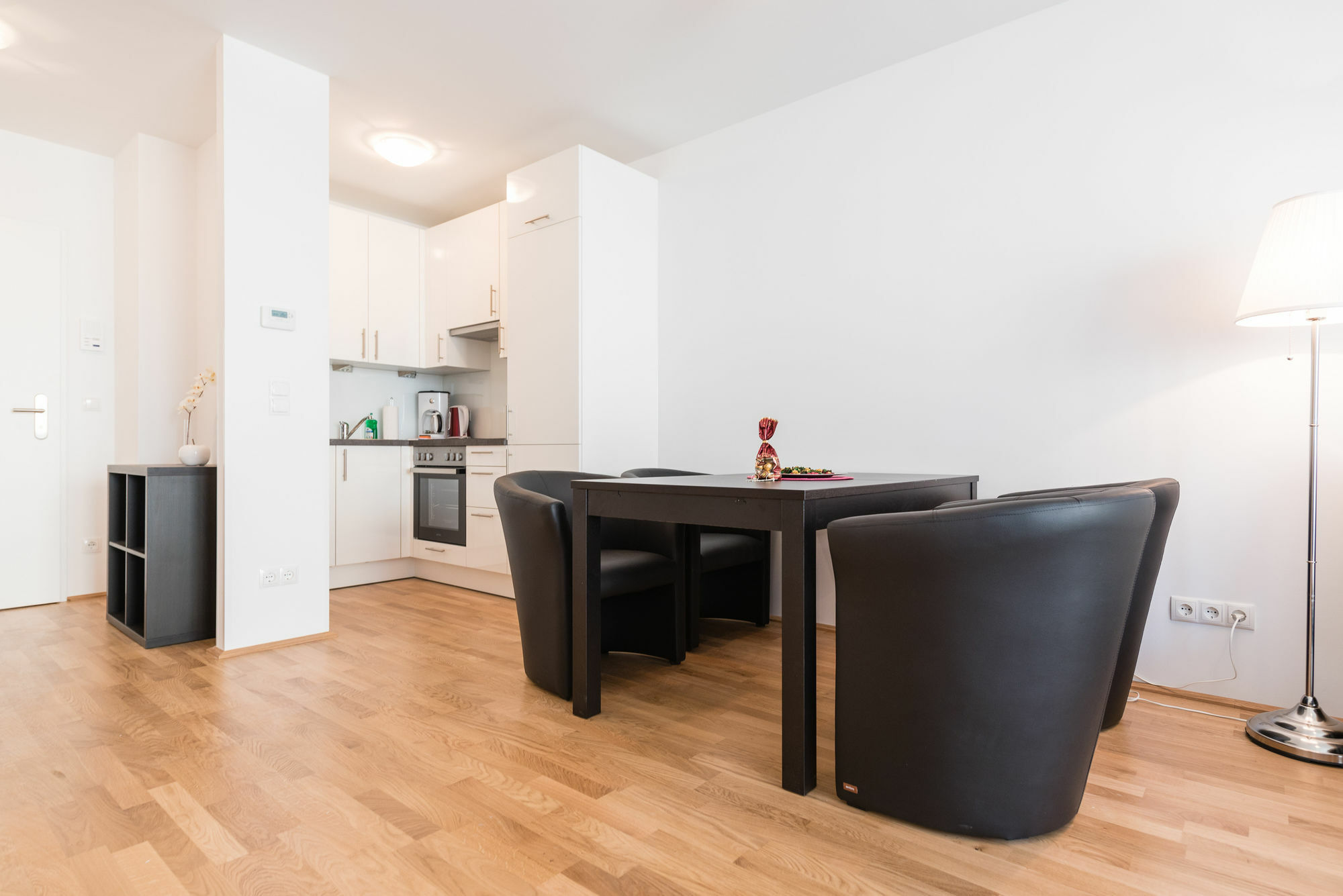 Vienna Mainstation - 10 Minutes To Citycenter - Apartments With Aircondition Εξωτερικό φωτογραφία